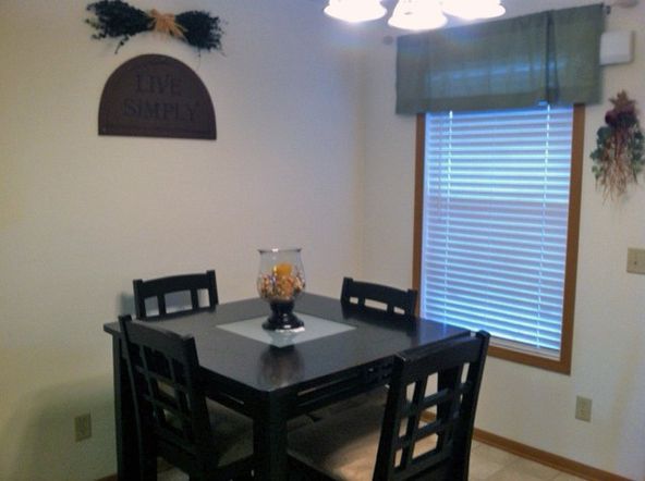 748-770 Coe Rd, Ravenna, OH 44266